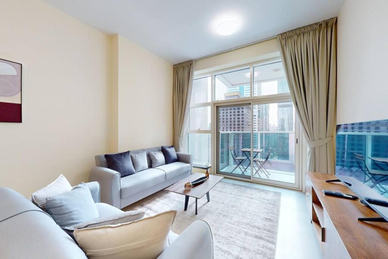 Apartment Marina Arcade - Neat Two Bedroom Dubai