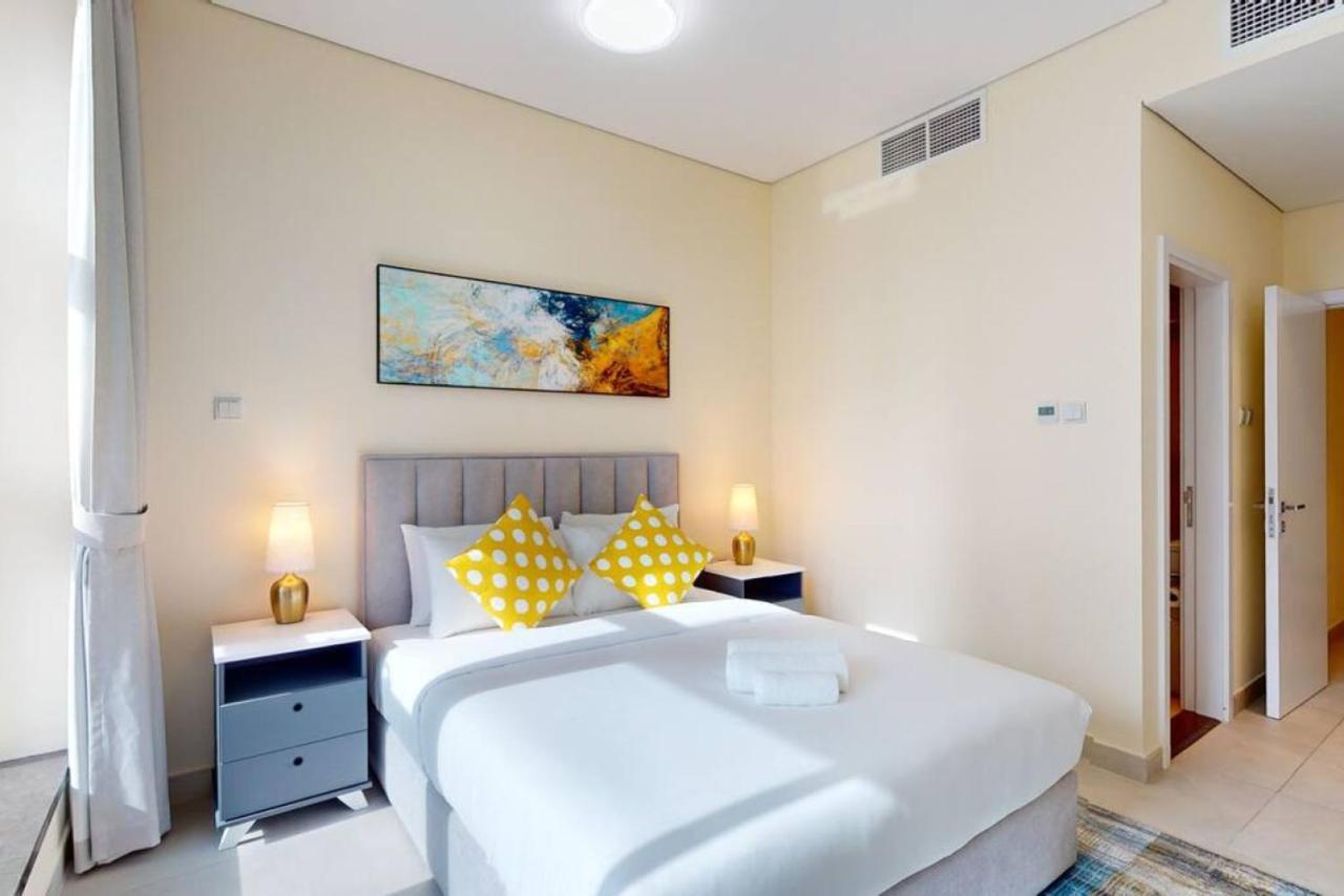 Marina Arcade - Neat Two Bedroom Apartment Dubai