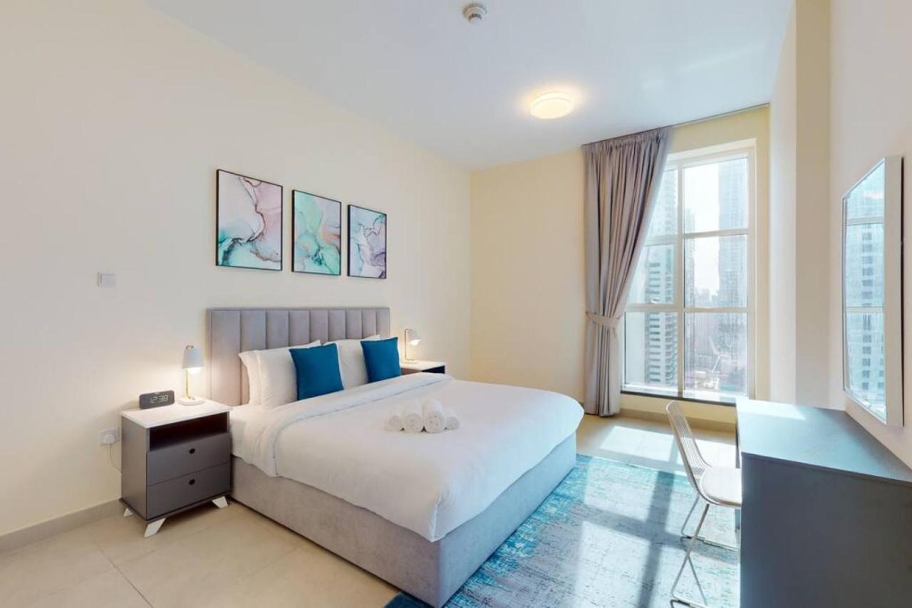 Marina Arcade - Neat Two Bedroom Apartment *