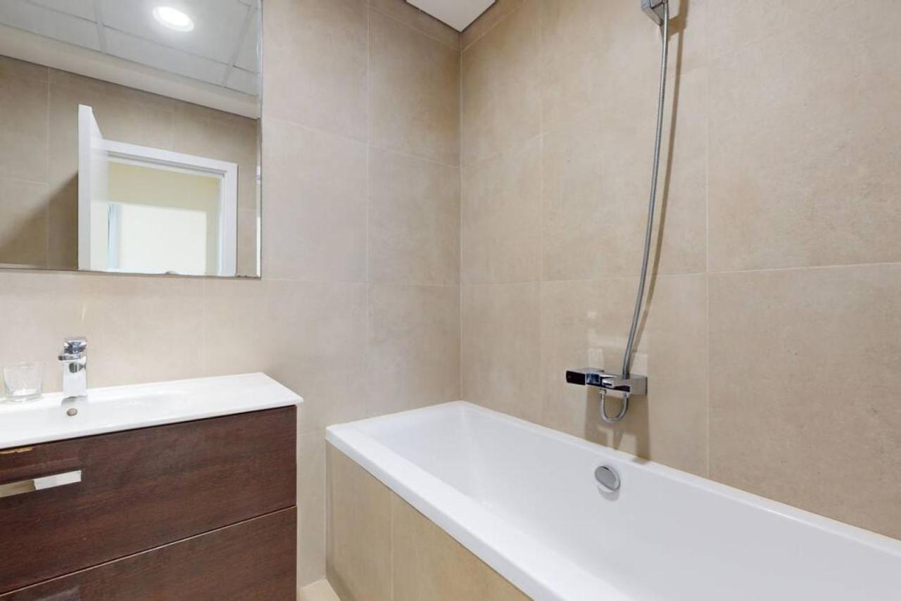 Apartment Marina Arcade - Neat Two Bedroom *